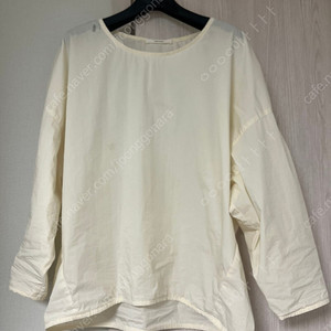 코드유 베이스 블라우스