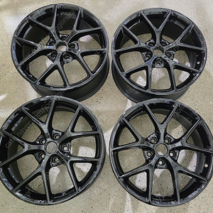 bbs c1r st 유광블랙 18인치 사제휠 대품판매20만원