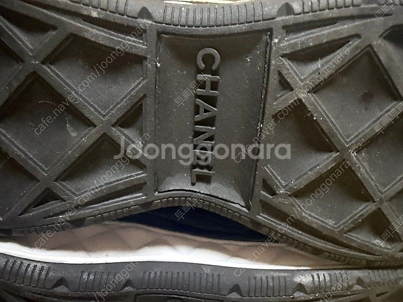 샤넬스니커즈 운동화 size37 235--9