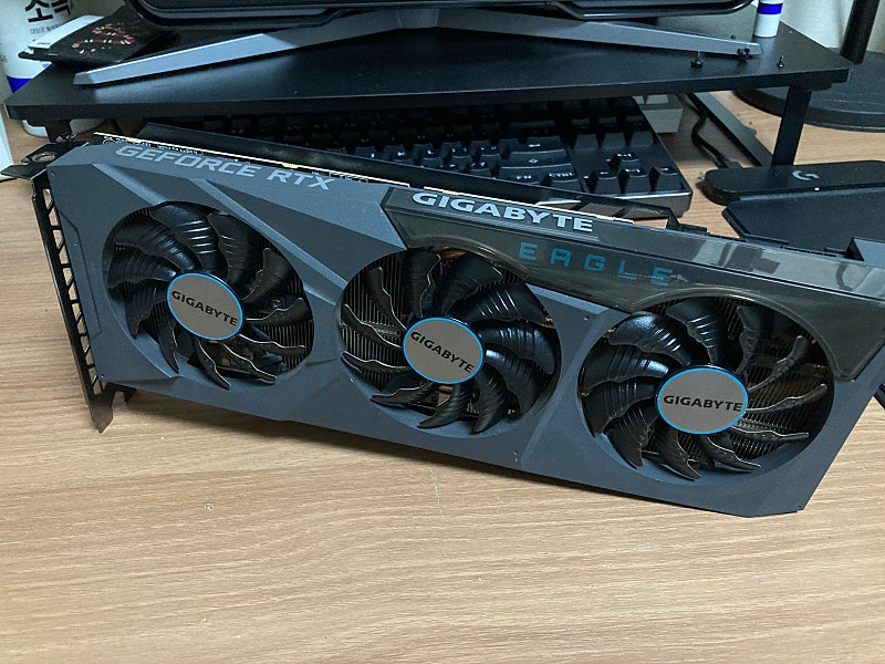 기가바이트 RTX3070 8gb Eagle OC--0