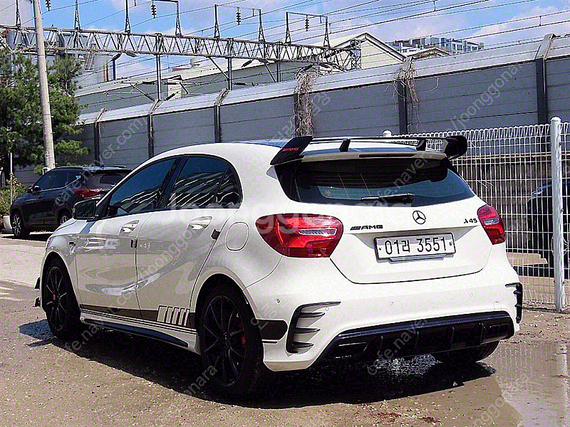 벤츠 A클래스 W176 A45 AMG 4MATIC 중고...--2