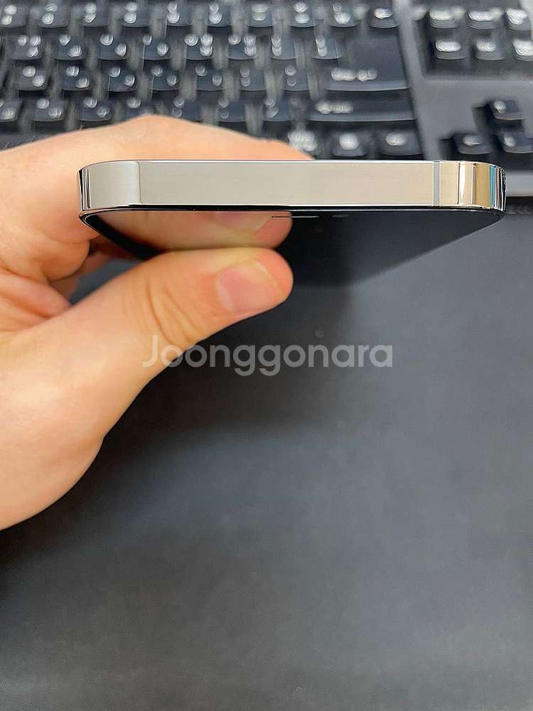 아이폰12프로 블랙 256GB 가성비좋은 중고24만팝니...--3