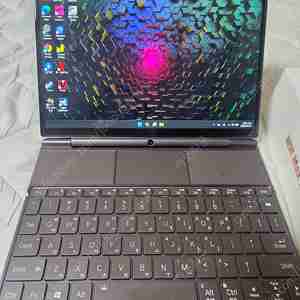 GPD WIN MAX2 7840U 32램 2TB 팝니다.