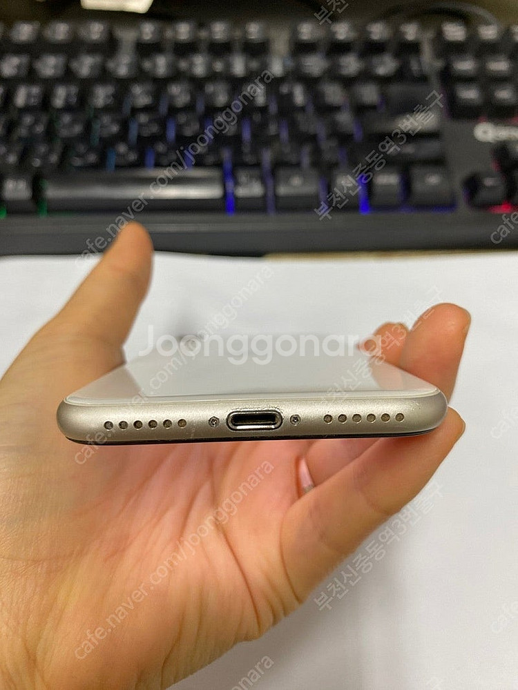 203694 아이폰SE3 스타라이트 A급 64GB 무잔...--6