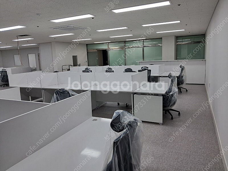 깔끔 사무실책상 W1400책상 외 (파티션/의자/책장/...--4