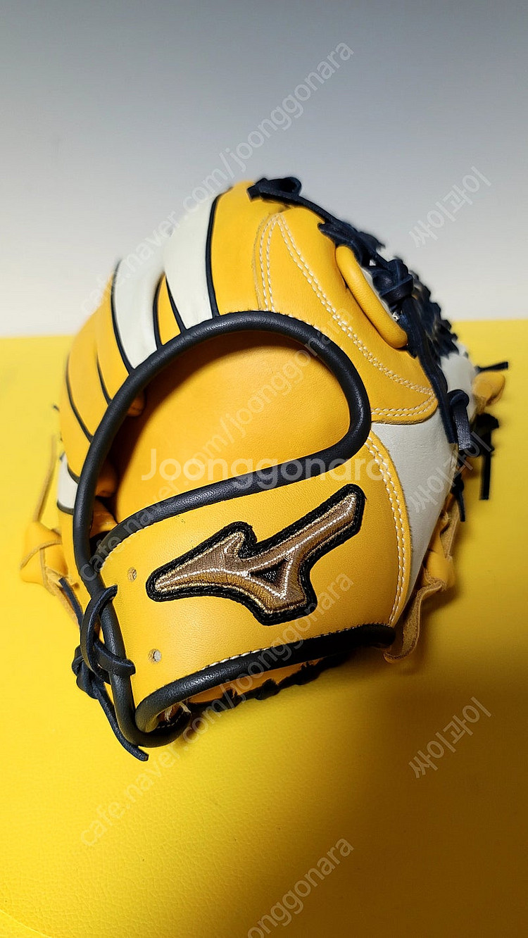 미즈노 글로벌 엘리트 2025 신상 새제품 / 외야 12.75 / 경식--4