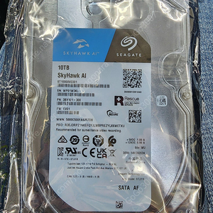 CCTV HDD 시게이트 10TB 스카이호크 AI 10테라 미개봉 팝니다