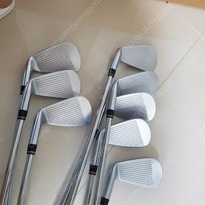 브릿지스톤 v300 9세대 8아이언