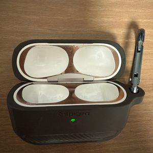 에어팟프로1세대 본체 팝니다