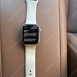 애플워치 Series 8 45mm (gps)화이트 판매합니다