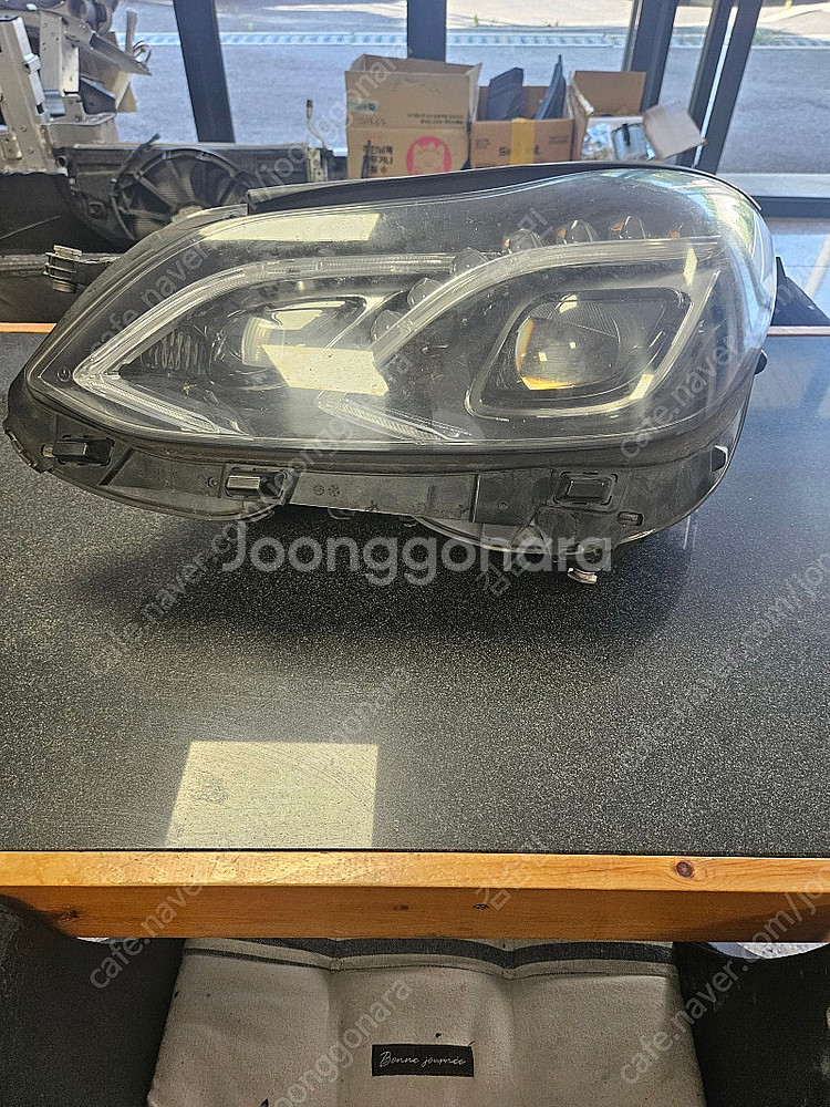 벤츠 W212 E클라스 후기형라이트 운전석라이트 중고라...--0
