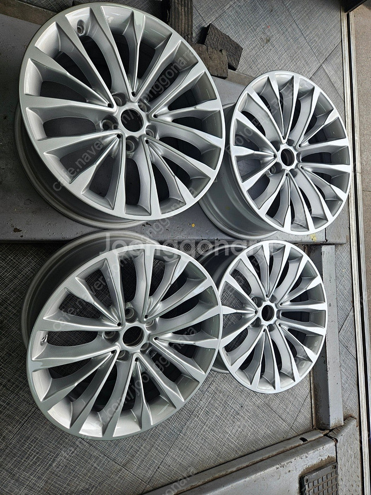 BMW5시리즈 G30 순정18인치 하이퍼실버 한대분--4