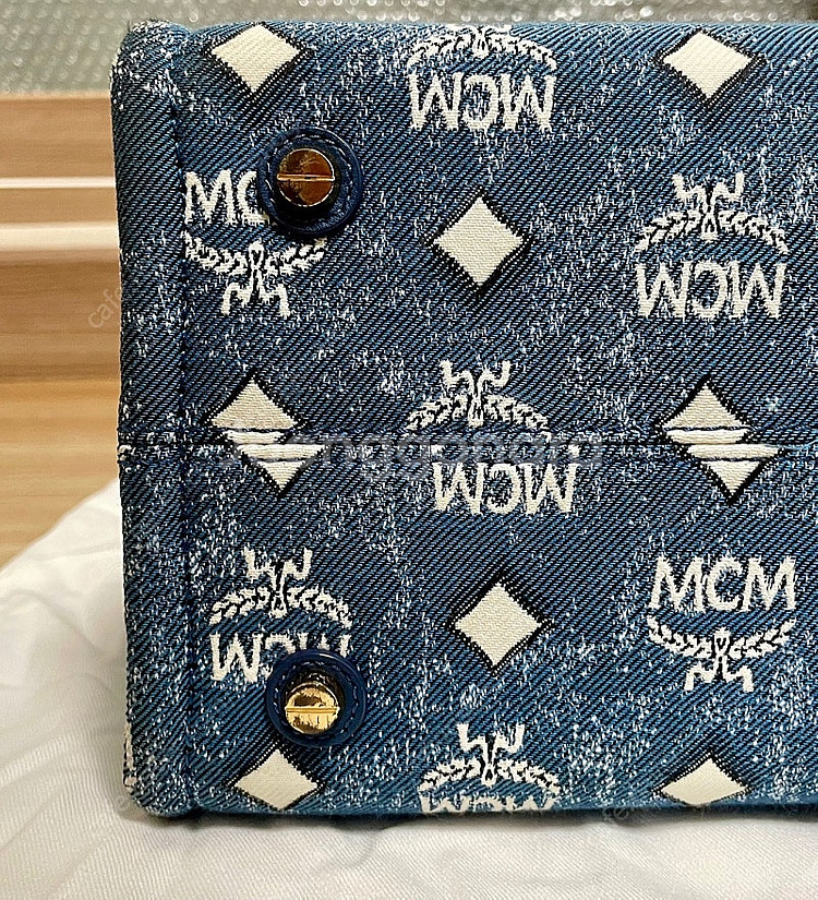 MCM 뮌헨 빈티지 데님 자카드 라지 토트백 (MWTD...--5