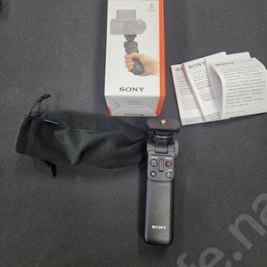 소니 HVL-F32M 후레쉬 + GP-VPT2BT 세로그립 싸게팝니다
