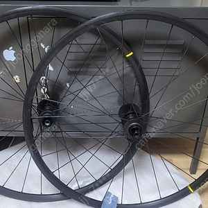 로드 bmc slr five 완차에서 탈거한 마빅 오픈디스크 휠셋 드롭바 판매합니다 (택포)