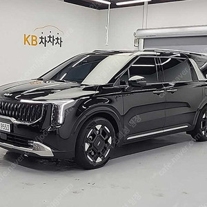 더뉴 카니발 중고 가격 중고 카니발 검정색 2025년식 5,488km 디젤 9인승 시그니처 개인사업자 차량구매