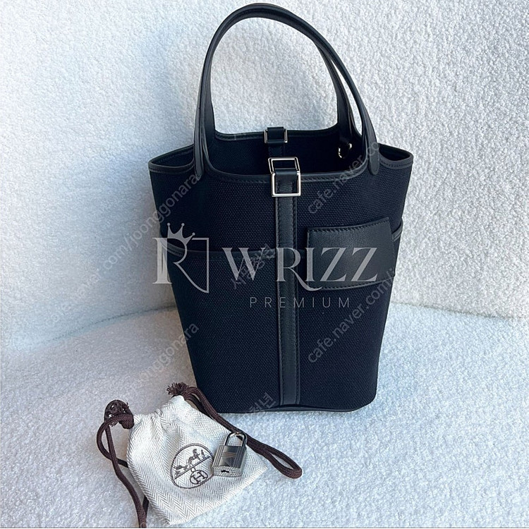 에르메스 피코탄 18 락 포켓 캔버스 블랙/팔라듐 하드웨어 H083189CKAA 이미지