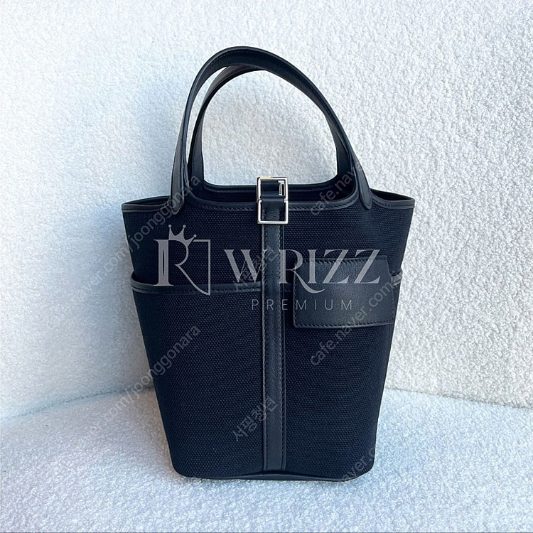 에르메스 피코탄 18 락 포켓 캔버스 블랙/팔라듐 하드웨어 H083189CKAA 이미지