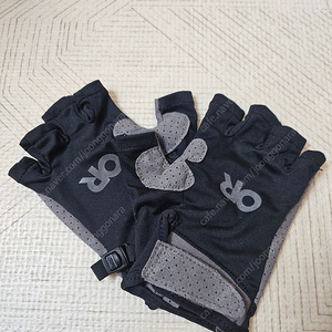 OR 여름용 장갑 판매합니다