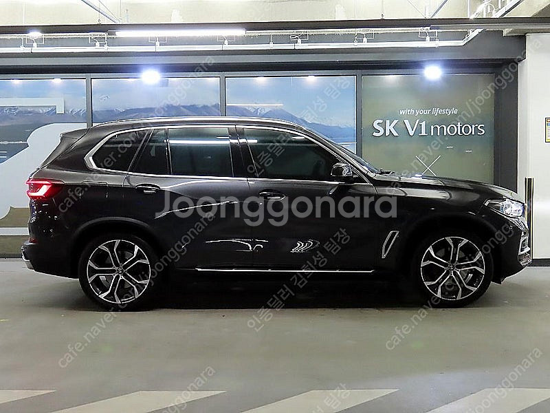 BMW X5 중고 X5 X시리즈 회색 2021년식 xD...--4