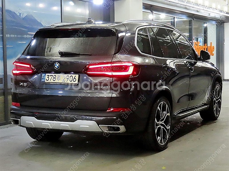 BMW X5 중고 X5 X시리즈 회색 2021년식 xD...--5