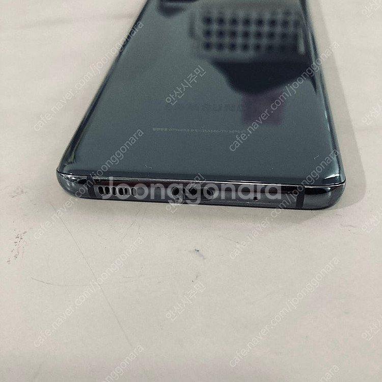 갤럭시 S20 그레이 128기가 액정S급 완전깨끗! 14만원 판매합니다--2