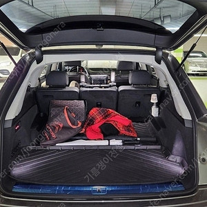 Q7 4M 3D 트렁크 매트