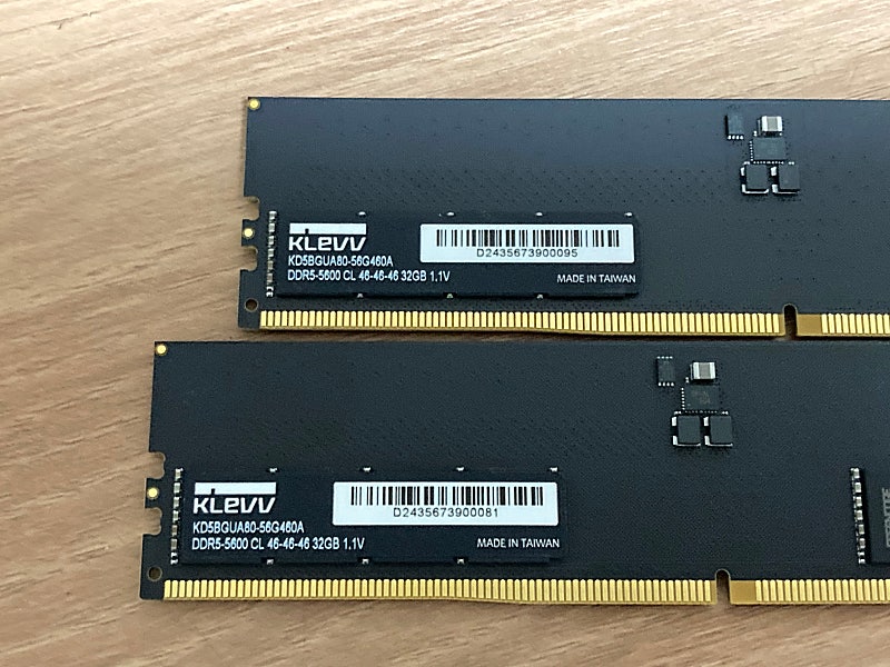 ESSENCORE KLEVV 흑금치 DDR5 5600 32GBX2 = 64GB 판매합니다 (에센코어 클레브)