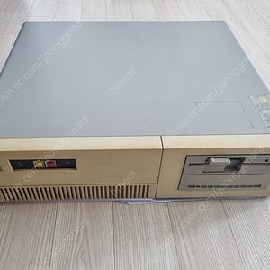 옛날 오래된 컴퓨터 본체 80년대 90년대