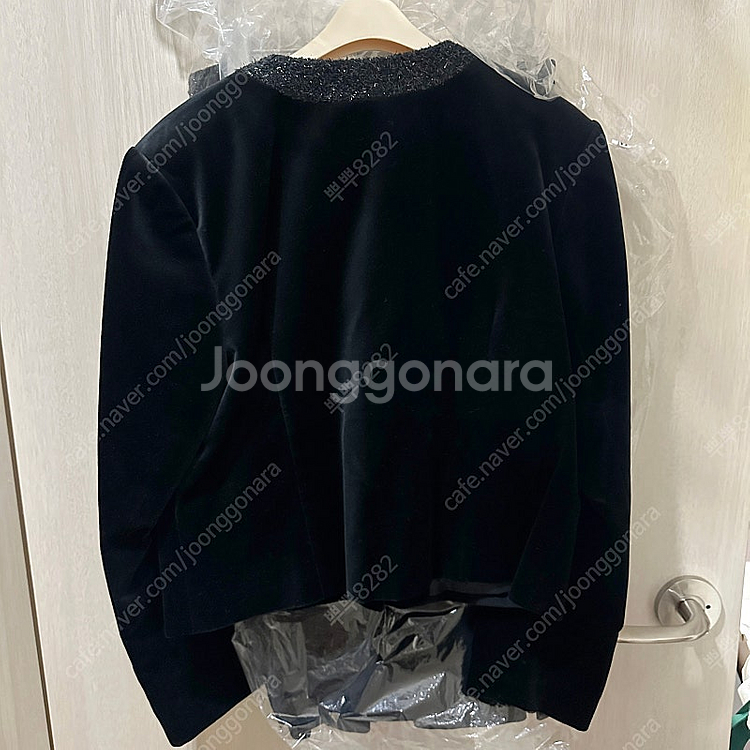 페이우 x 딘디 Caviar Jacket, Skirt ...--6