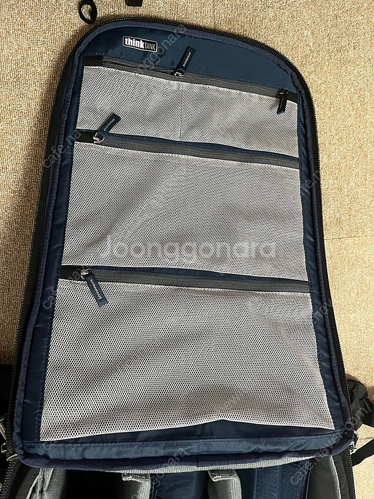 씽크탱크 카메라백팩 퍼스트라이트 46L 플러스 TT35...--1