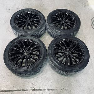 [ BMW ] 520I 럭셔리 18인치 휠 타이어 G바디 전용 팝니다.