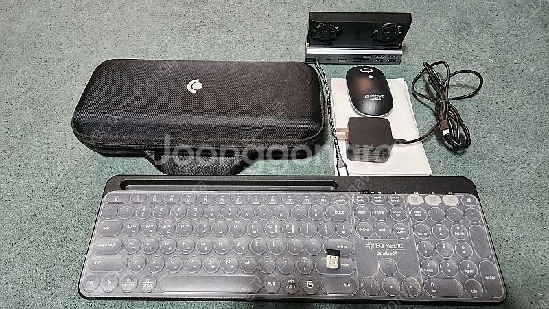 스팀덱 LCD 1테라 1TB + 독 + 주변기기--5