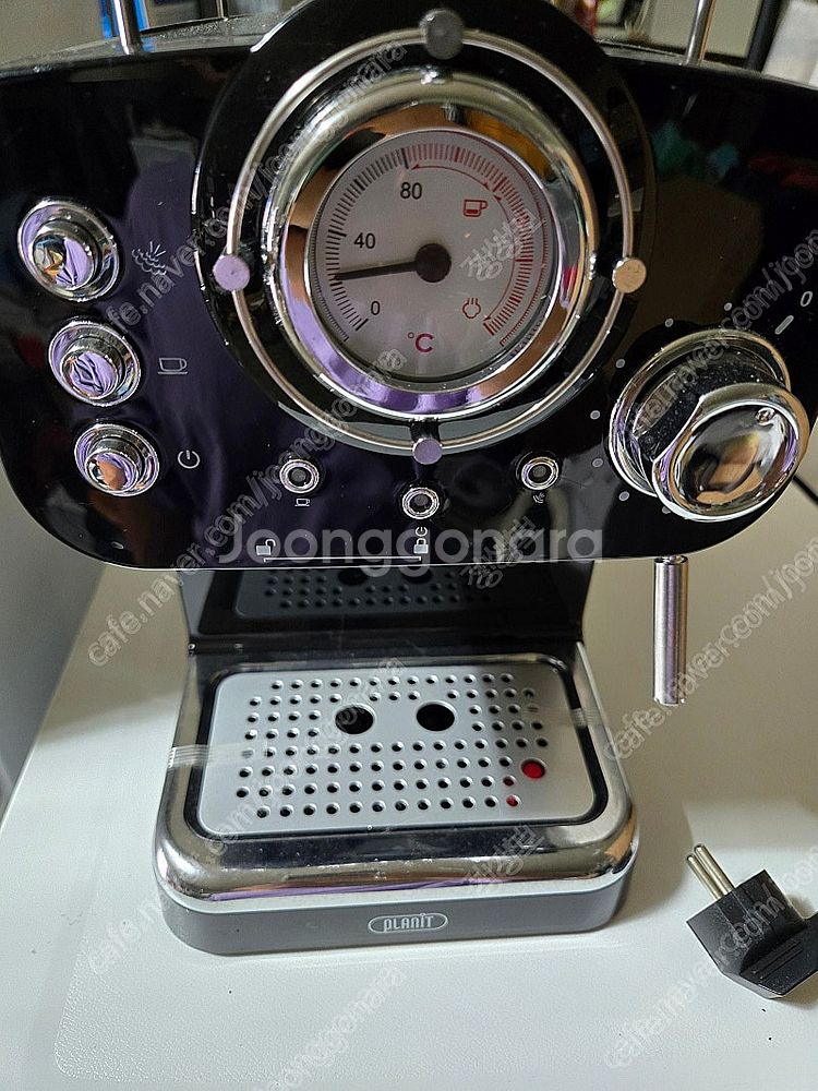 플랜잇 커피머신 PCM-F15 2in1 제트블랙 팝니다--5