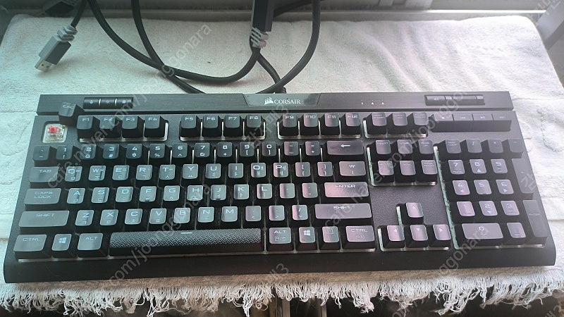 [기계식 키보드] 커세어 STRAFE RGB MK.2 적축