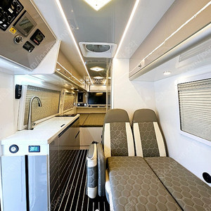 16년식 1종보통운전면허가능 레스타 캠핑카 판매예정 3600만원