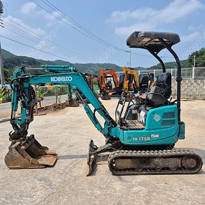 1.7톤 중고굴삭기 코벨코 SK17 21년식 가격특급!!