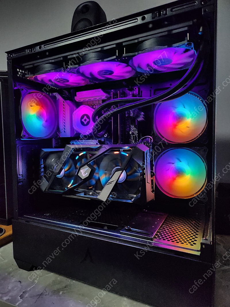 광주) i7 10700 RTX2080TI 어로스 게이밍 컴퓨터 본체 PC