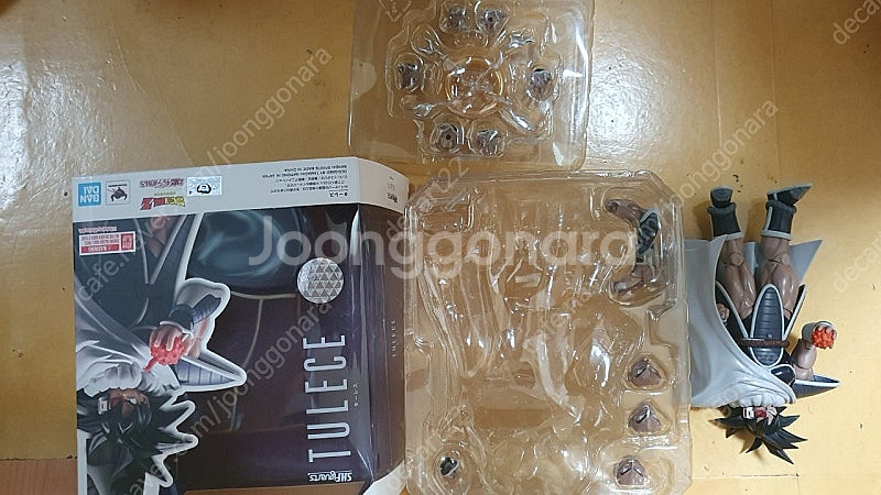 shf 드래곤볼 브로리, 타레스, 트랭크스 팝니다--6