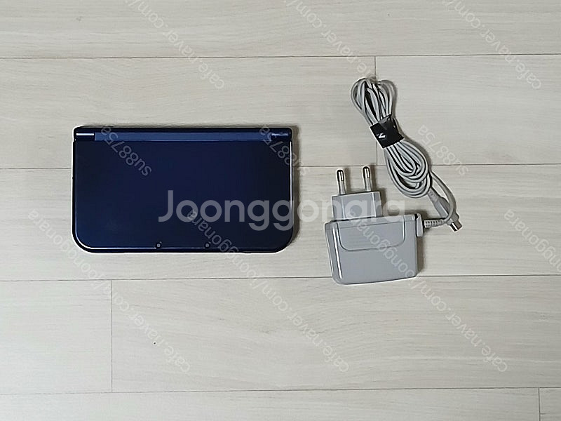 New 3DS XL 팝니다--0