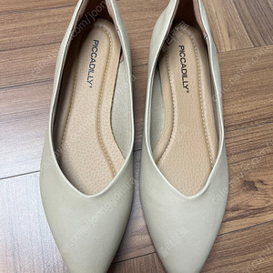 피카딜리 베이지 플랫슈즈 새상품