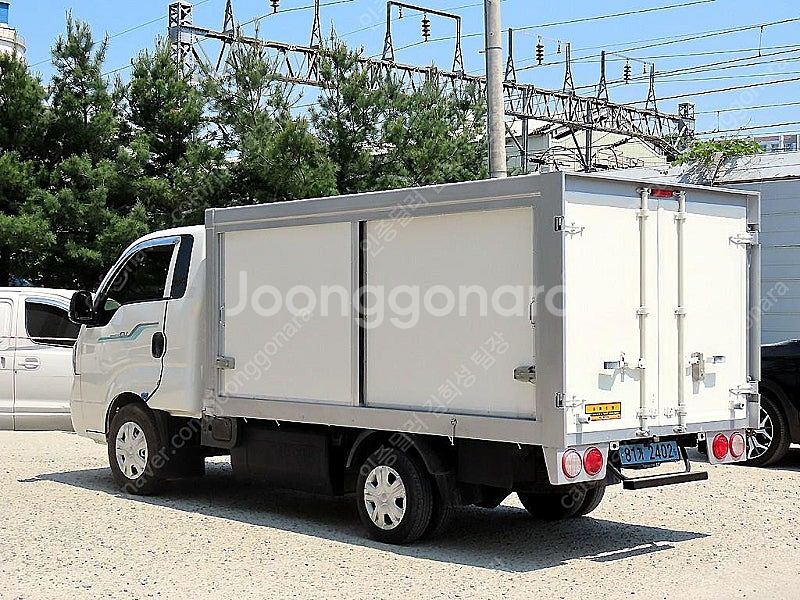 중고 봉고3 EV 1톤 킹캡 내장탑차 흰색 2020년식...--4