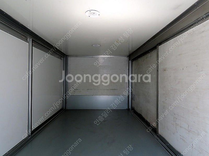 중고 봉고3 EV 1톤 킹캡 내장탑차 흰색 2020년식...--6
