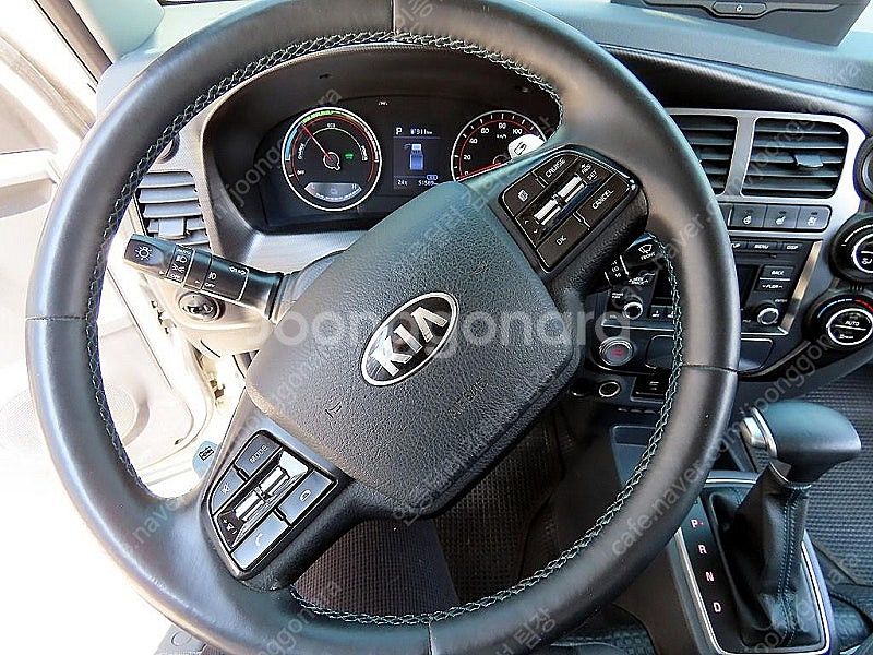 중고 봉고3 EV 1톤 킹캡 내장탑차 흰색 2020년식...--9