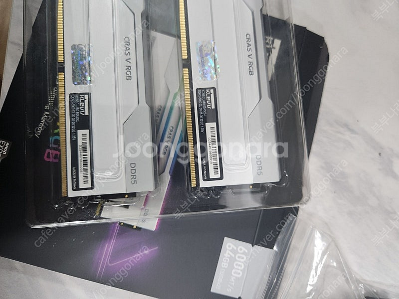 ESSENCORE KLEVV DDR5-6000 CL30...--0