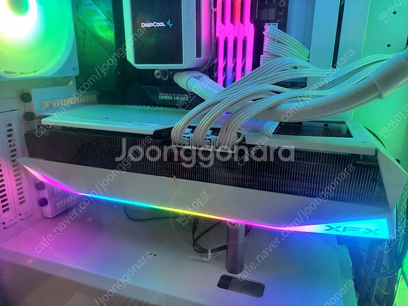 XFX 라데온 RX 9070 XT, 9070XT MER...--1