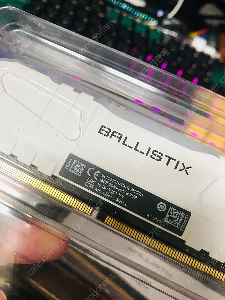 [DDR4][택포] [고수율 렘] ddr4 발리스틱스 white 모델 16기가 단일 ㅍㅍㅍㅍㅍㅍㅍㅍㅍㅍㅍ 이미지