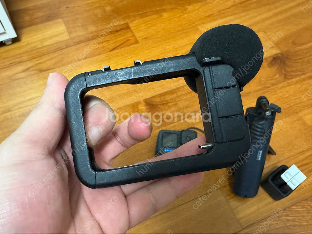 고프로 히어로12 블랙 액션캠 + 볼타, 미디어모듈, 추가배터리2개--4