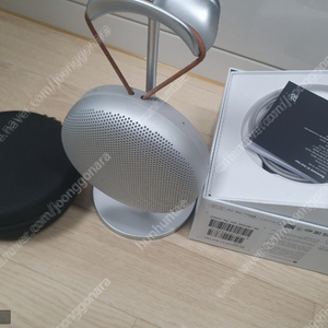 뱅앤 올룹슨 B&O A1 2세대 실버 판매합니다