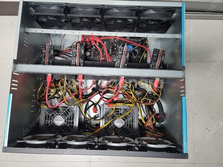 채굴 머신으로 사용하던 본체 (그래픽 제외) 900w ...--2